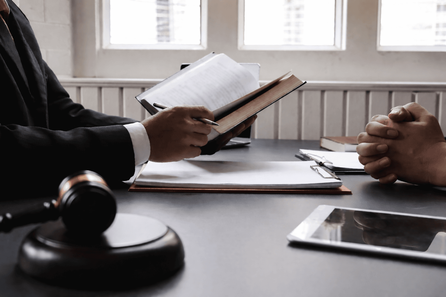 Obsługa prawna przedsiębiorstw i doradztwo w sprawach windykacyjnych